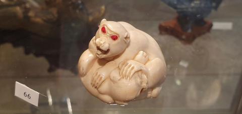 Monkeys - netsuke